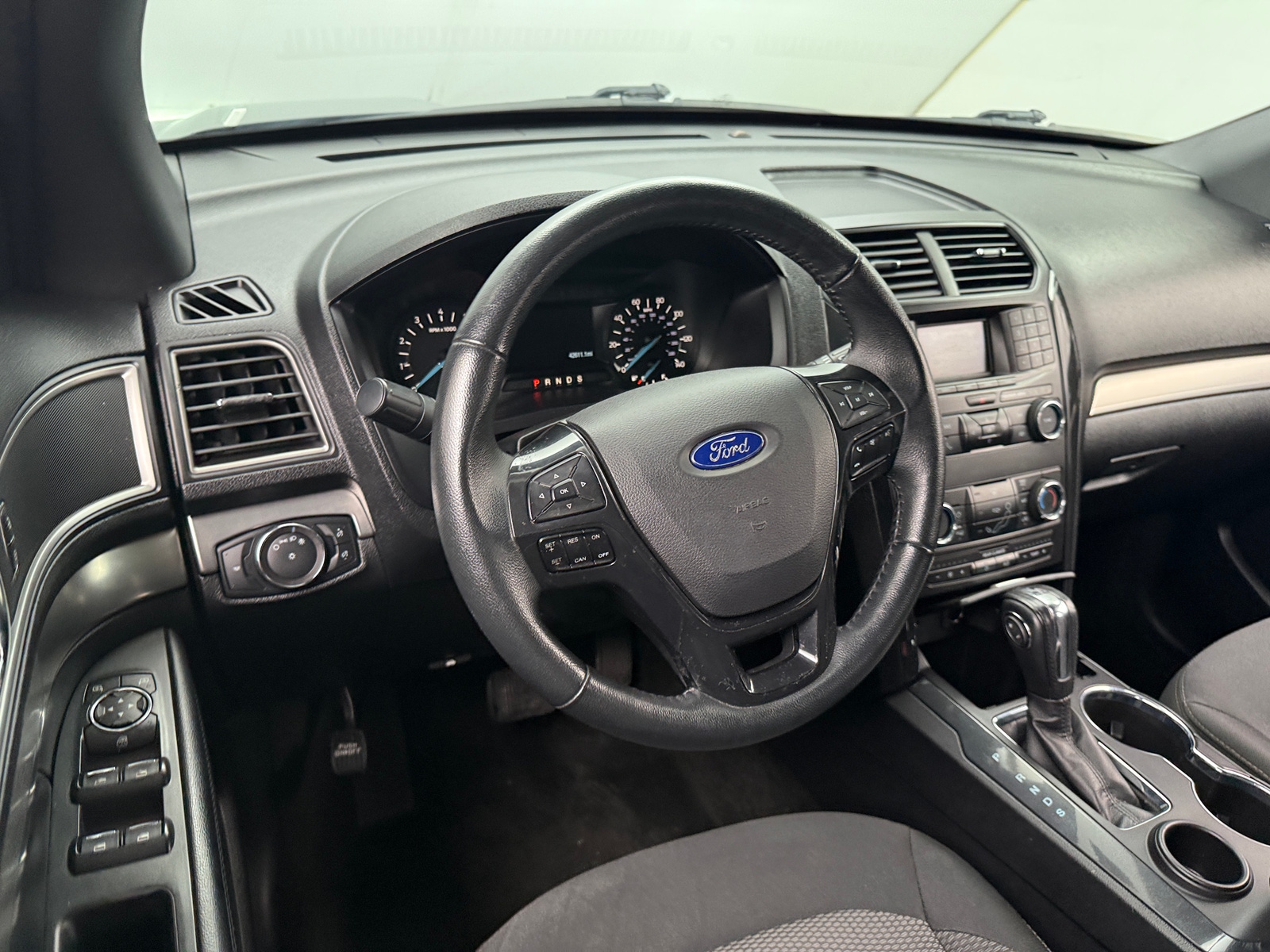 Thumbnail: 2018 Ford Explorer - 5
