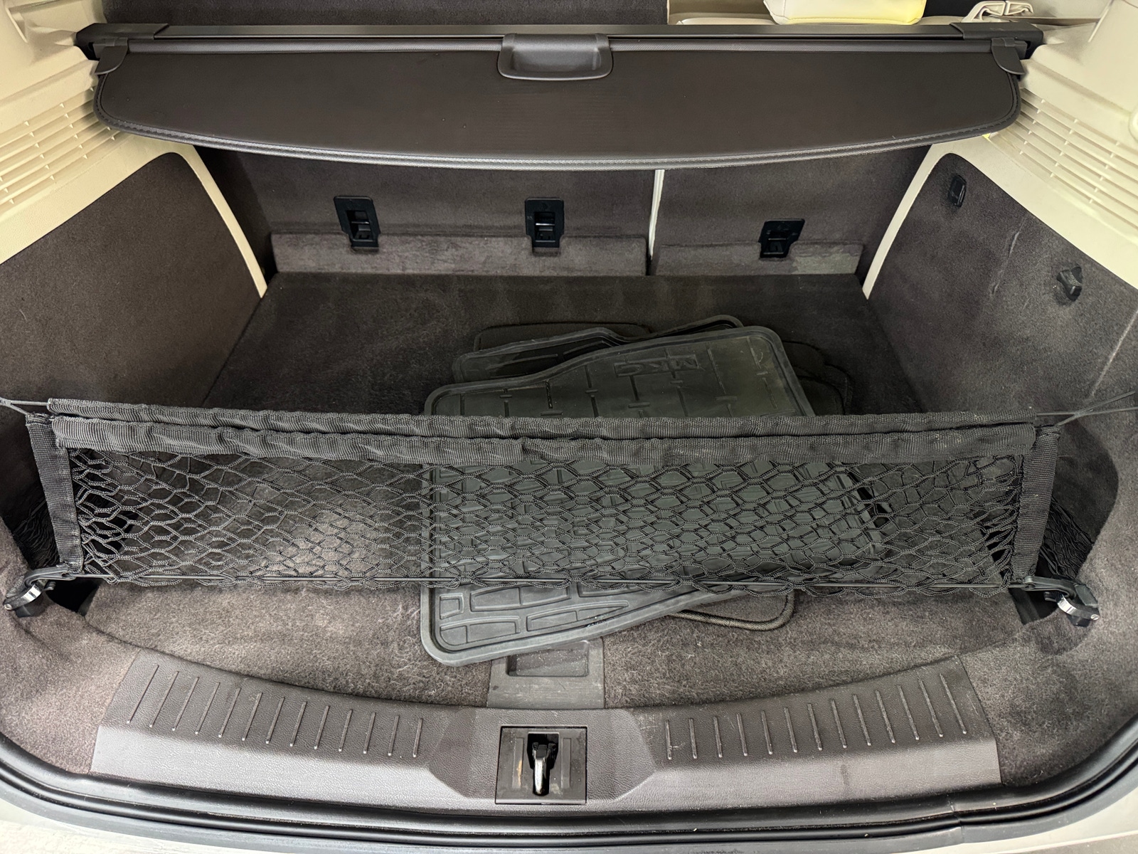 Thumbnail: 2016 Lincoln MKC - 6