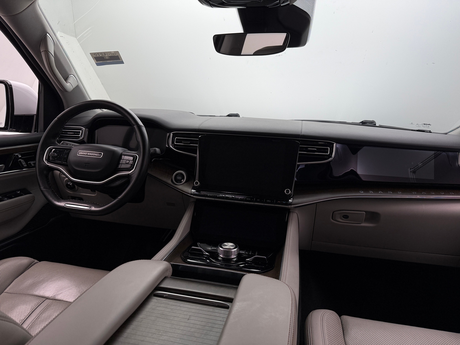 Thumbnail: 2022 Jeep Grand Wagoneer - 2