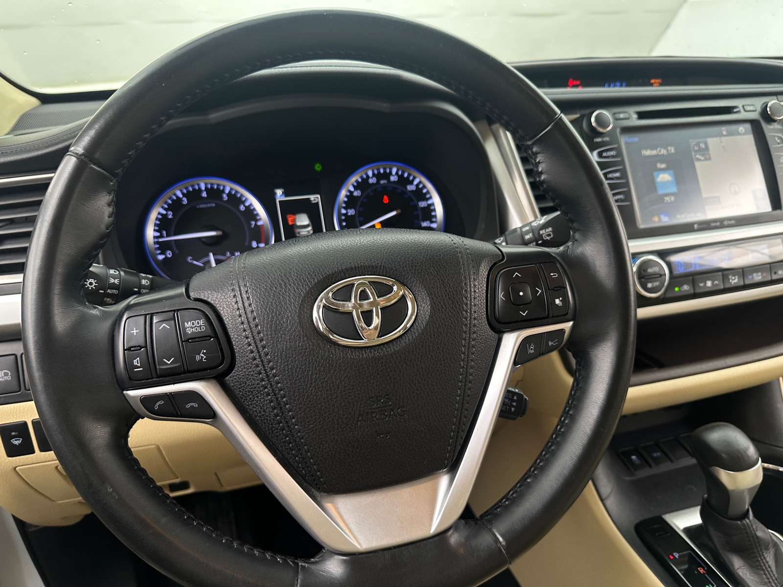Thumbnail: 2019 Toyota Highlander - 4