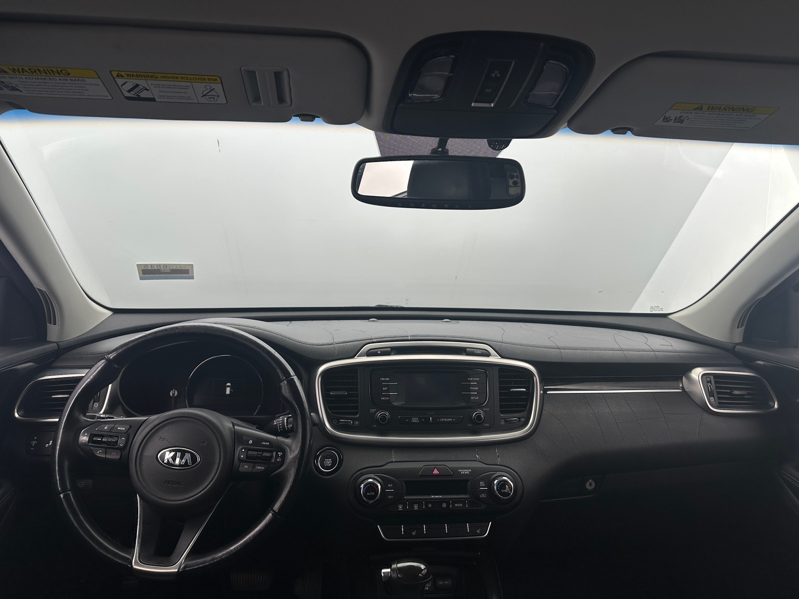 Thumbnail: 2016 Kia Sorento - 2