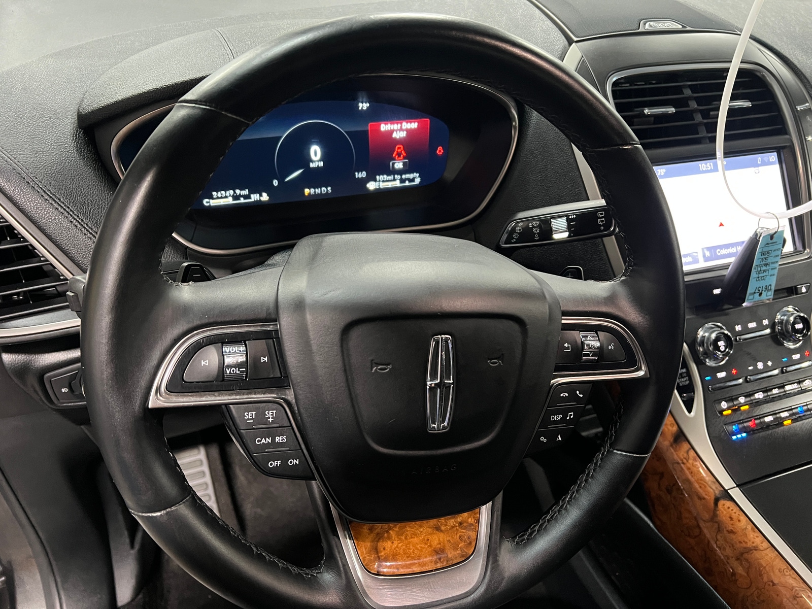 Thumbnail: 2020 Lincoln Nautilus - 4