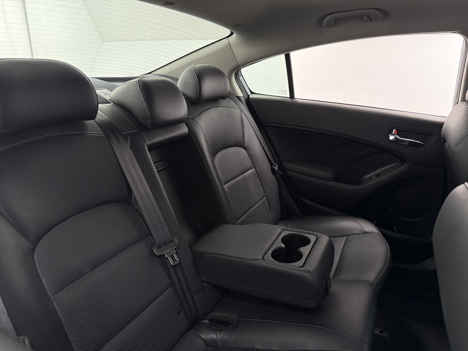 Thumbnail: 2018 Kia Forte - 6