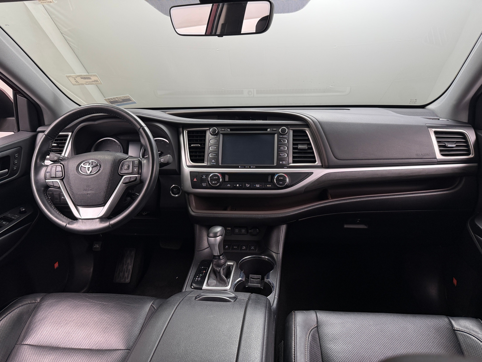 Thumbnail: 2019 Toyota Highlander - 2
