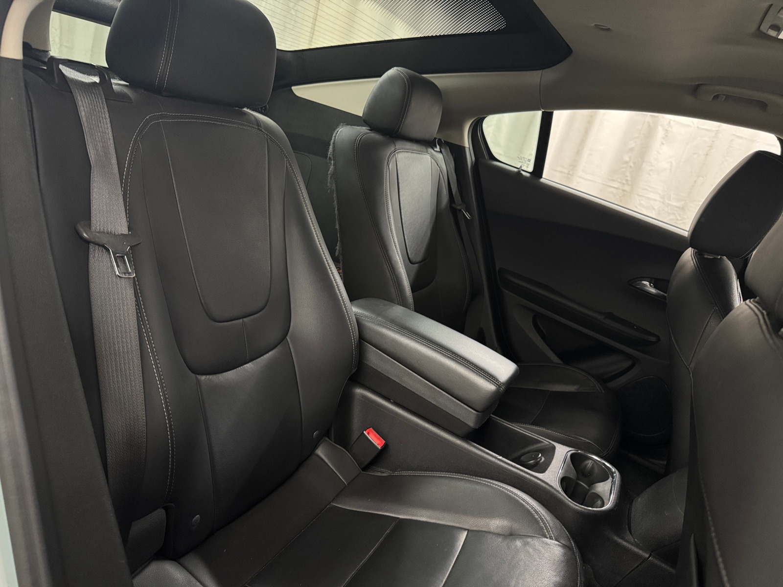 Thumbnail: 2013 Chevrolet Volt - 5