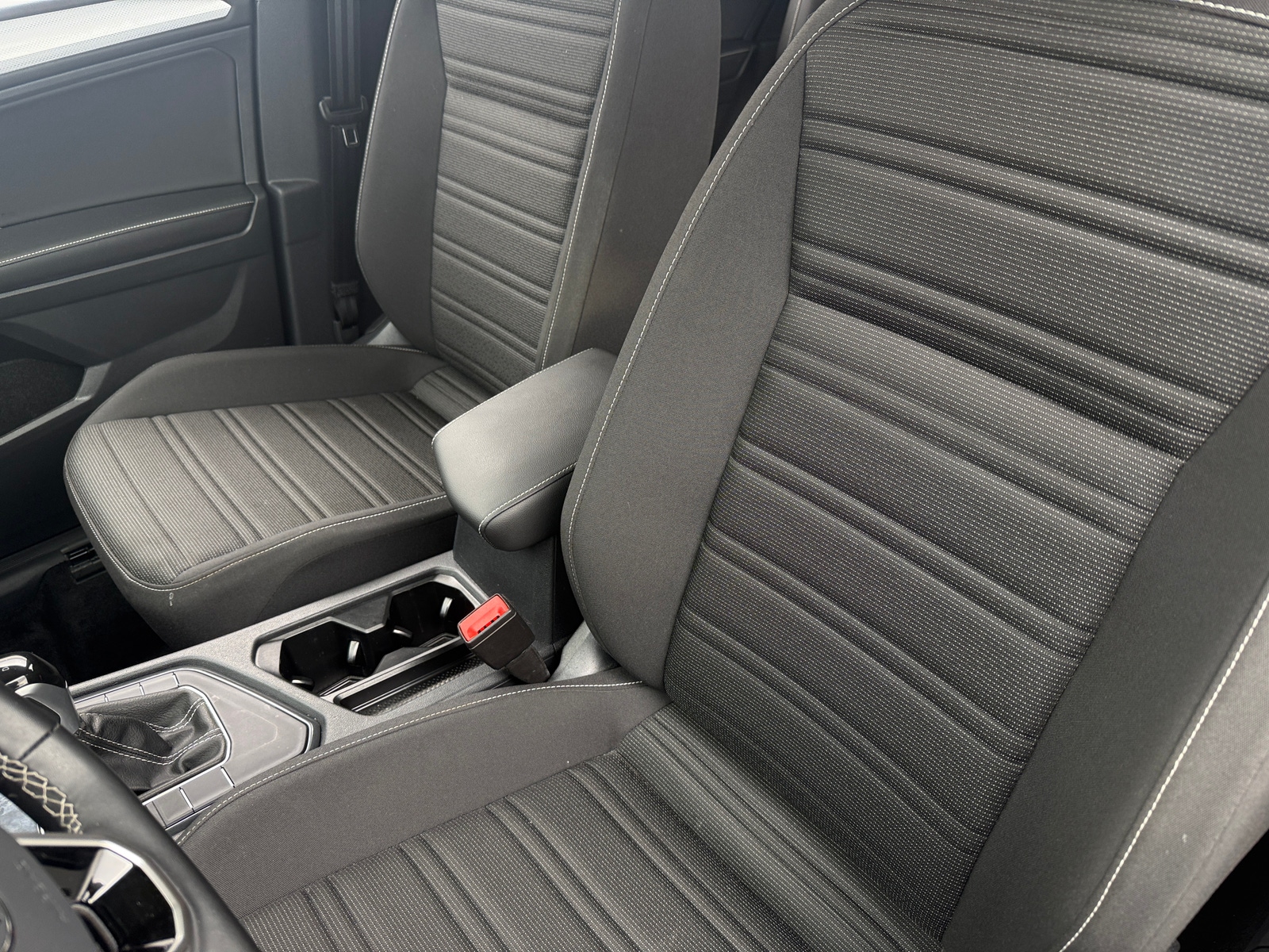 Thumbnail: 2024 Volkswagen Tiguan - 2