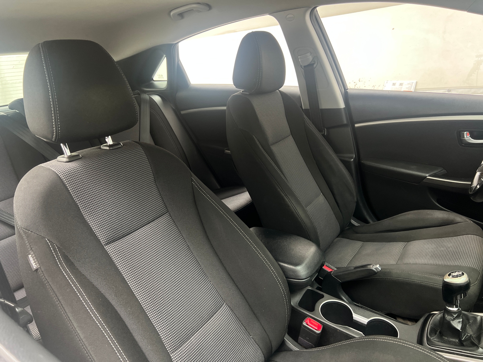 Thumbnail: 2013 Hyundai Elantra - 2