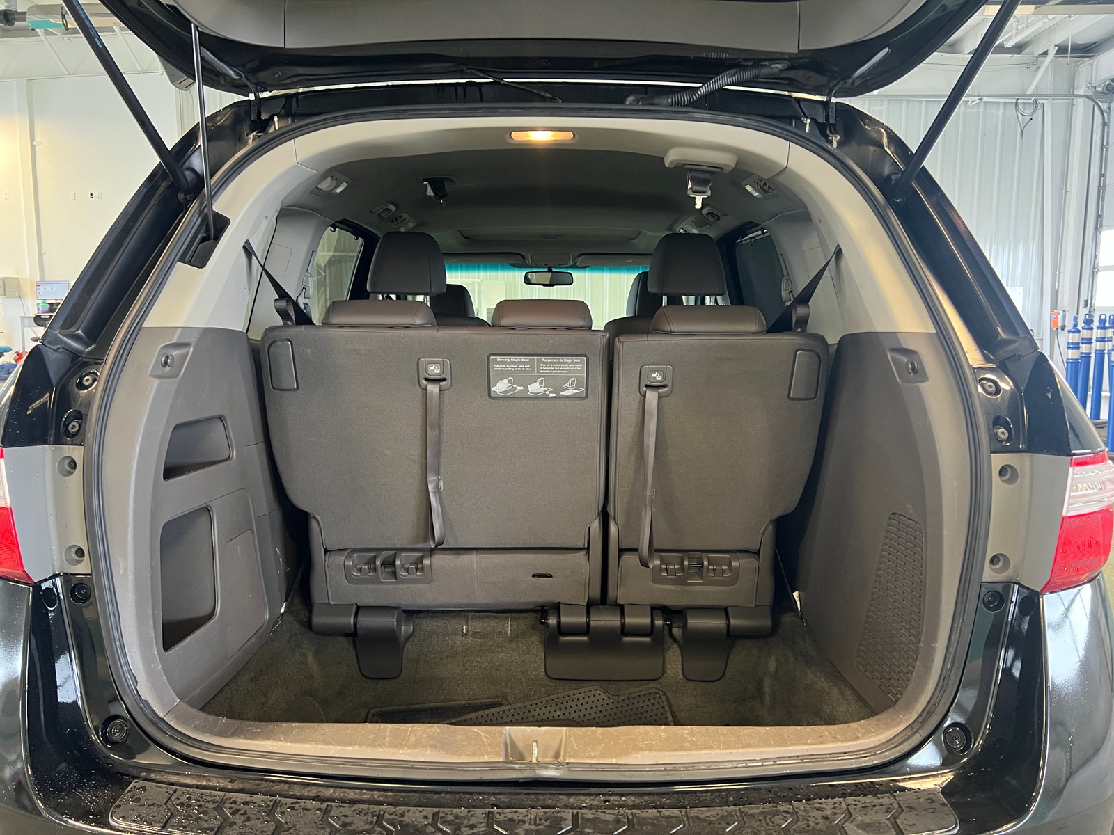 Thumbnail: 2012 Honda Odyssey - 6