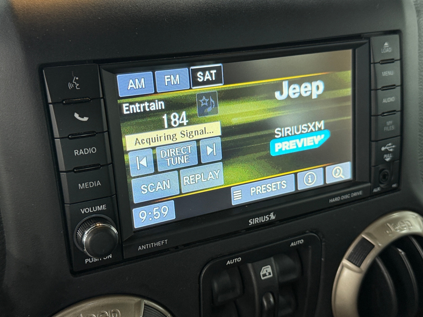 Thumbnail: 2016 Jeep Wrangler - 3