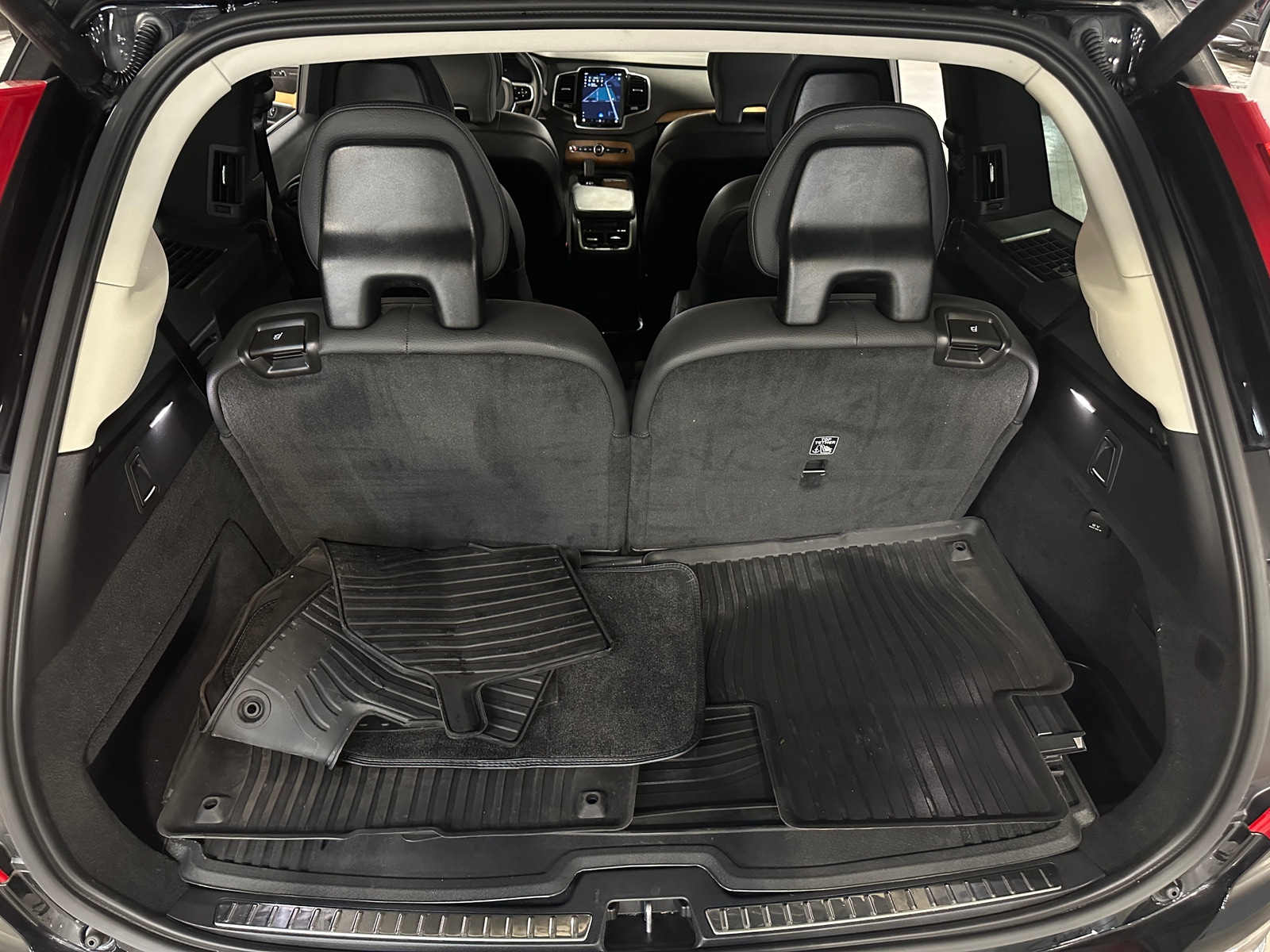 Thumbnail: 2023 Volvo XC90 - 6