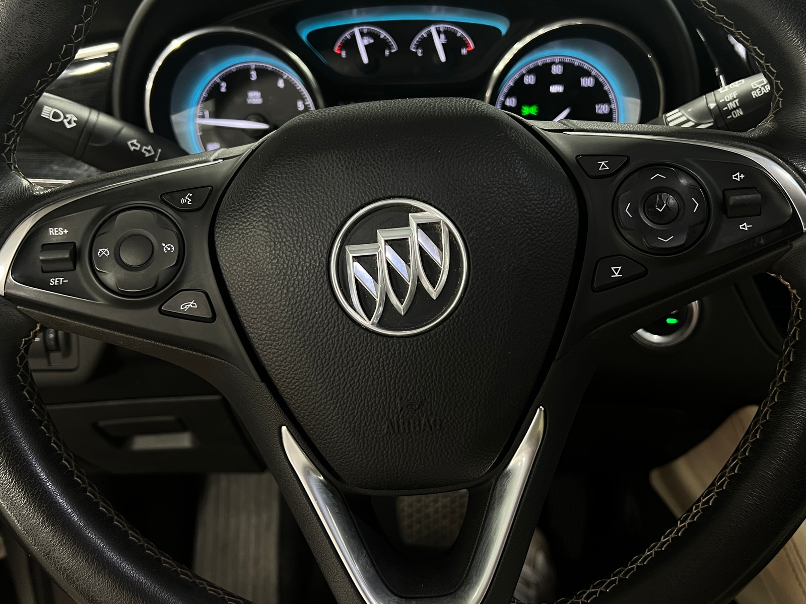 Thumbnail: 2018 Buick Envision - 4