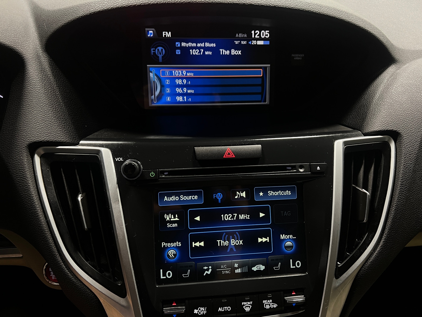 Thumbnail: 2016 Acura TLX - 3