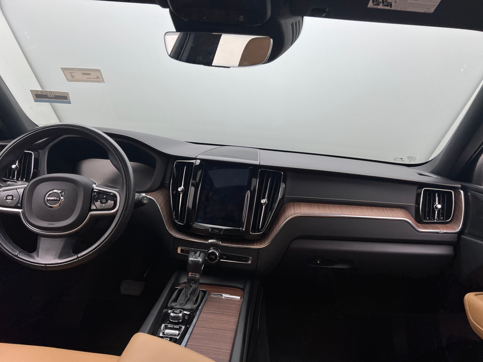 Thumbnail: 2020 Volvo XC60 - 2