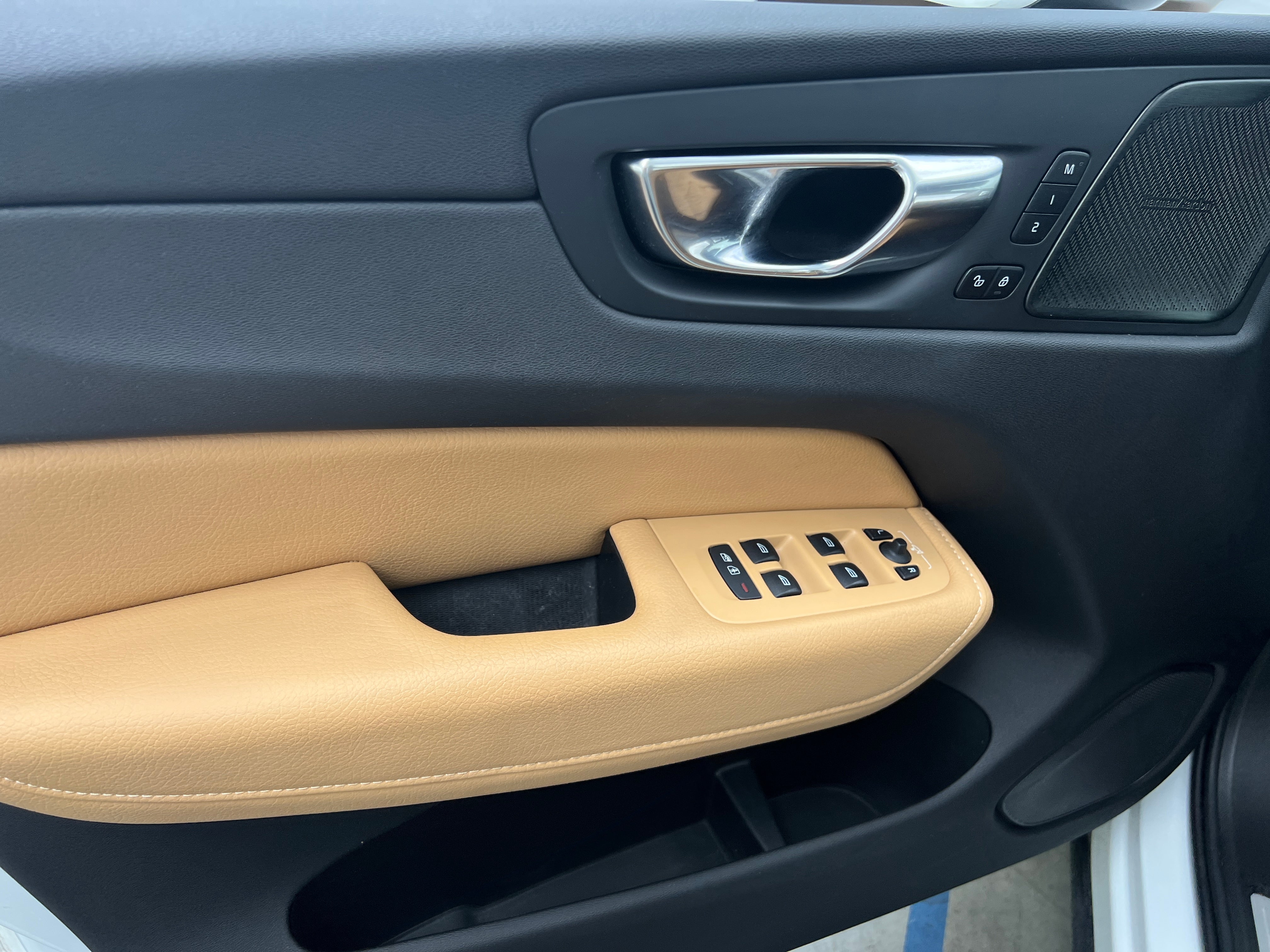2020 Volvo XC60