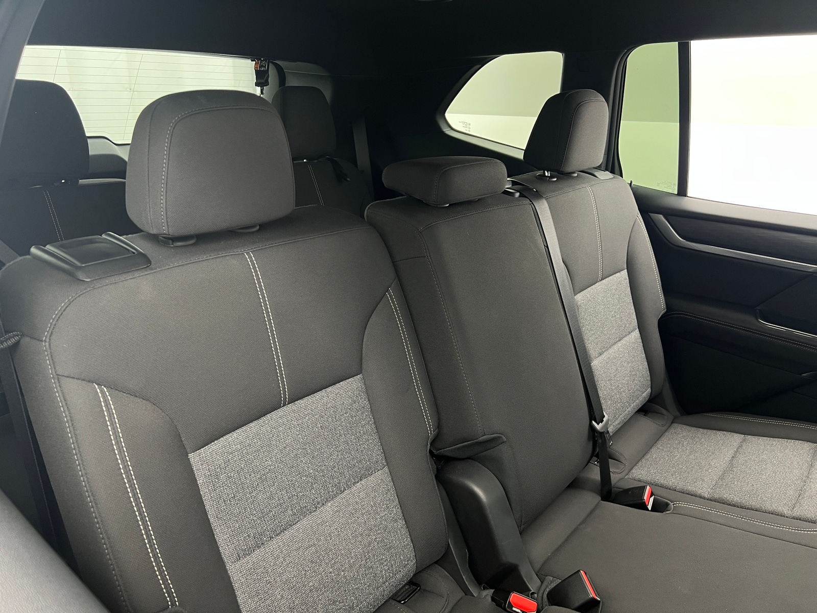 Thumbnail: 2025 GMC Acadia - 6
