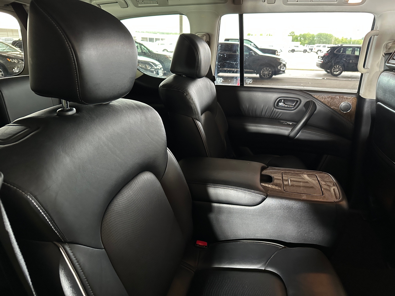 Thumbnail: 2016 INFINITI QX80 - 5