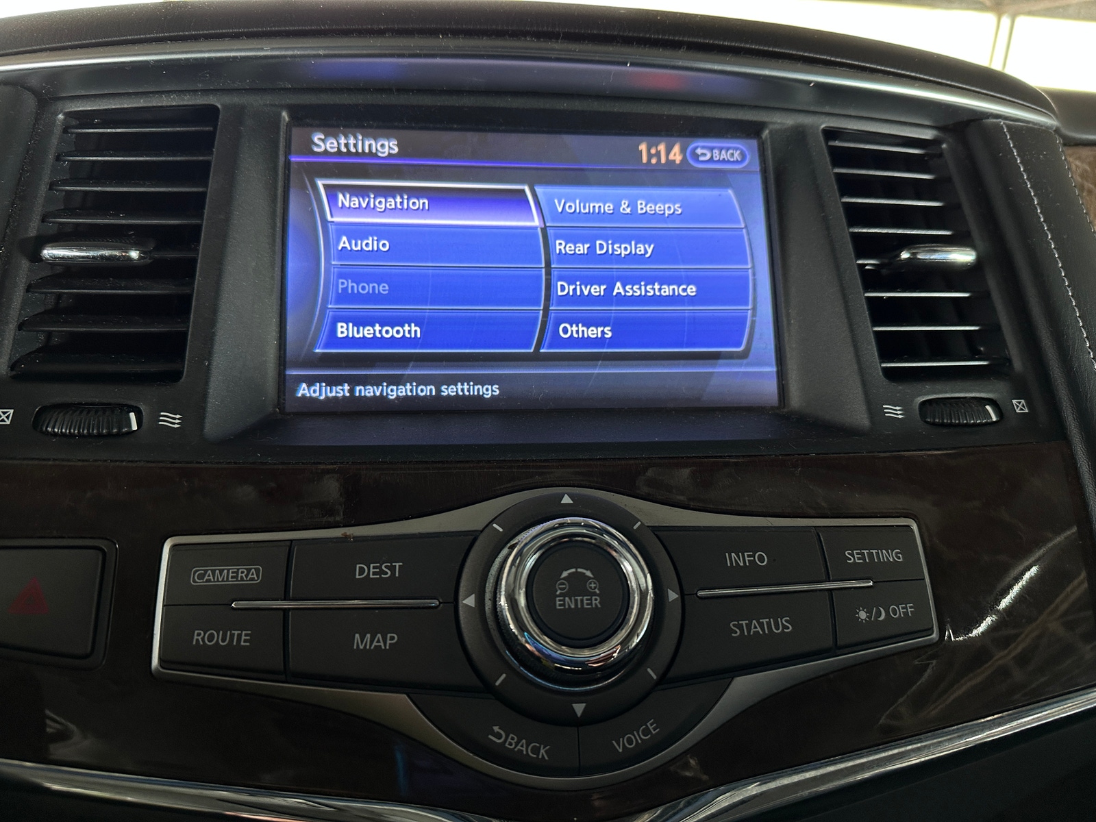 Thumbnail: 2016 INFINITI QX80 - 3