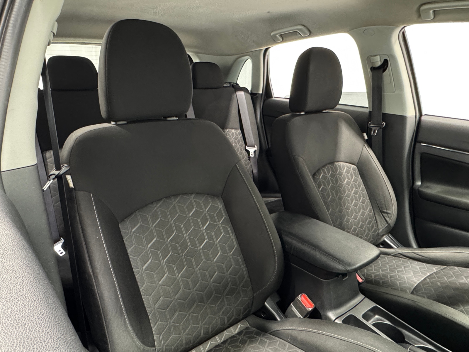 Thumbnail: 2021 Mitsubishi Outlander Sport - 2