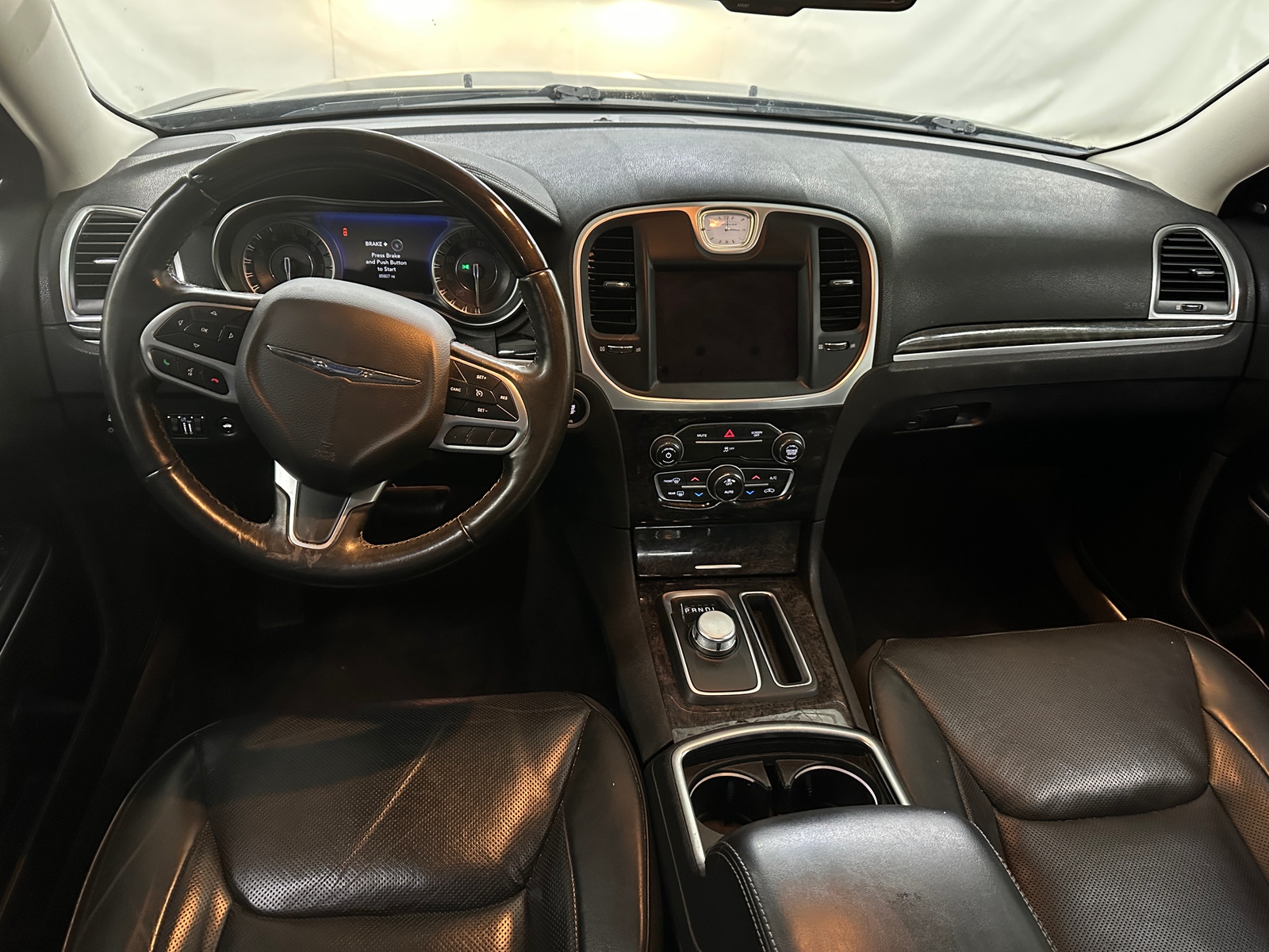 Thumbnail: 2019 Chrysler 300 - 2
