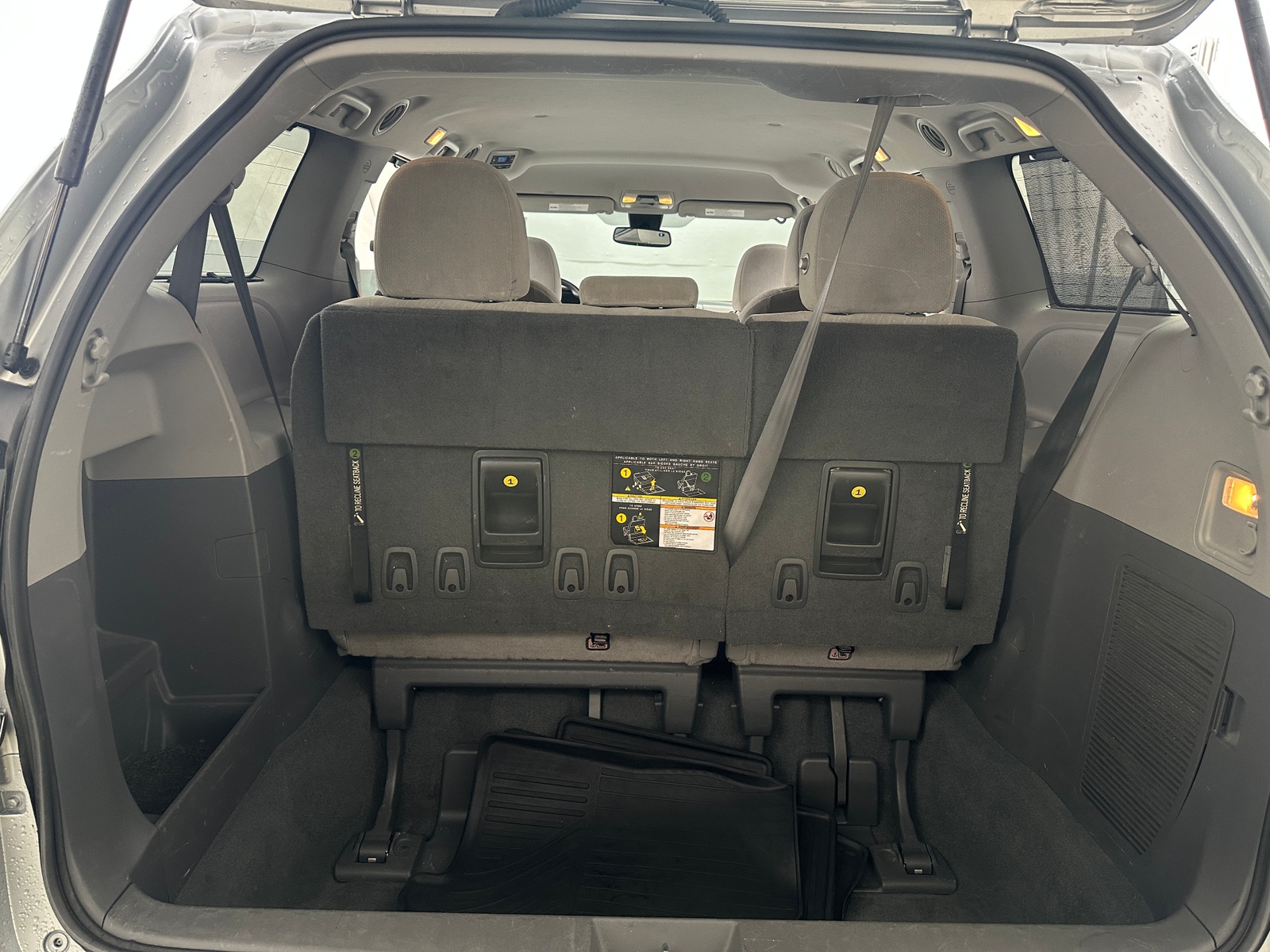 Thumbnail: 2020 Toyota Sienna - 7