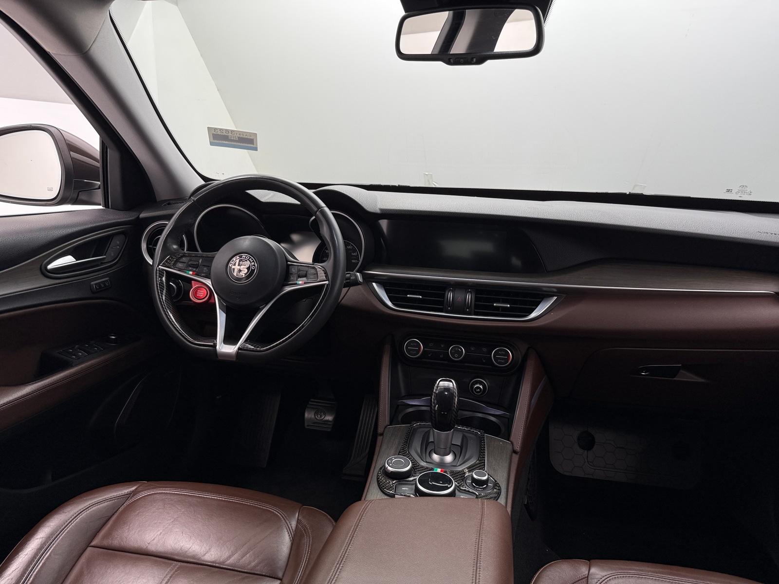Thumbnail: 2018 Alfa Romeo Stelvio - 2