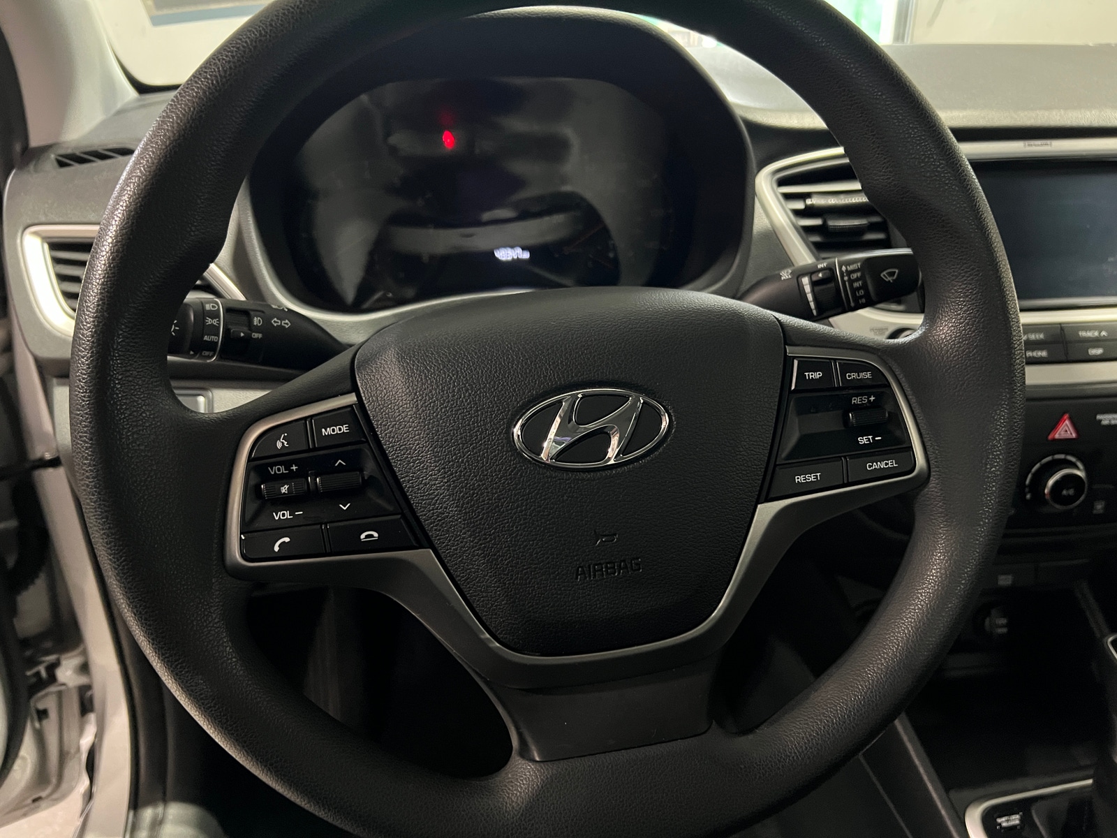 Thumbnail: 2022 Hyundai Accent - 5