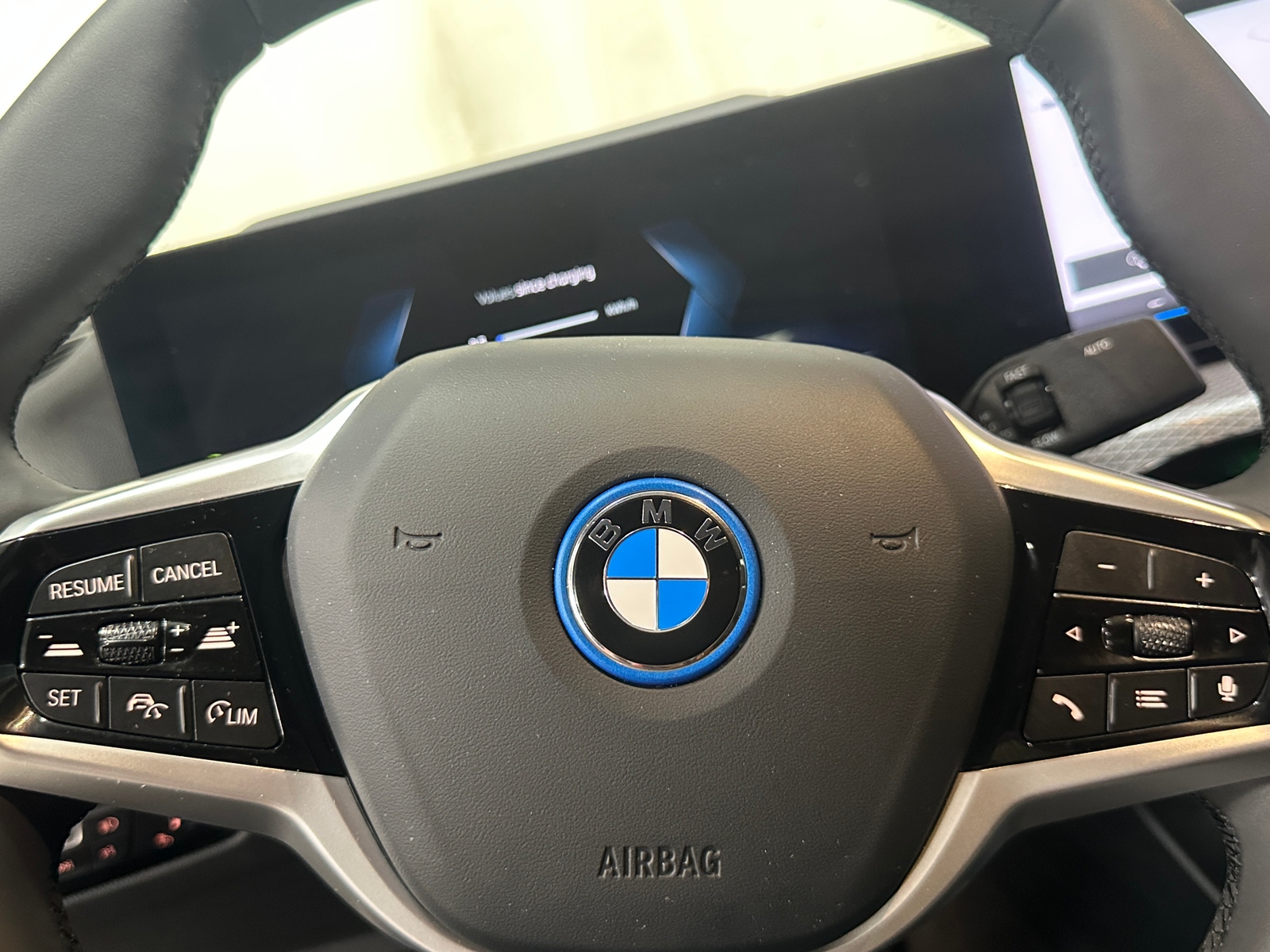 Thumbnail: 2025 BMW i4 - 3