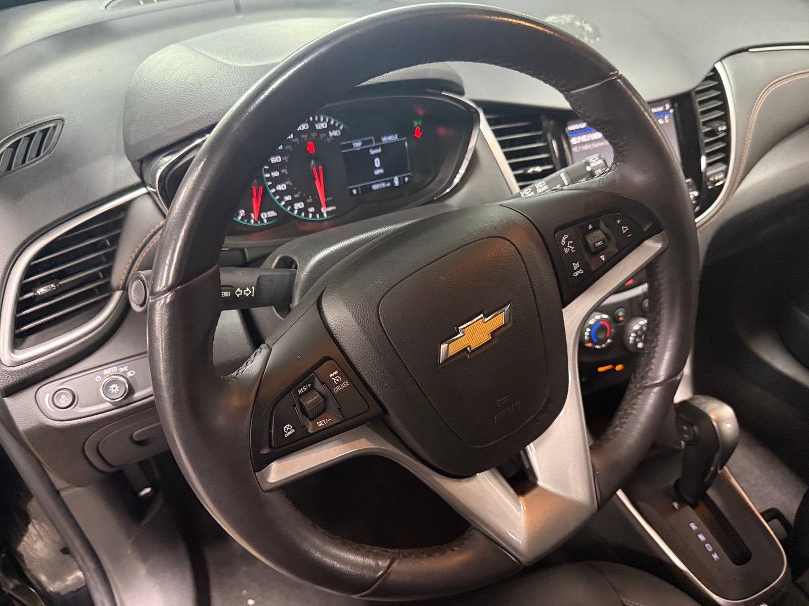 Thumbnail: 2022 Chevrolet Trax - 4