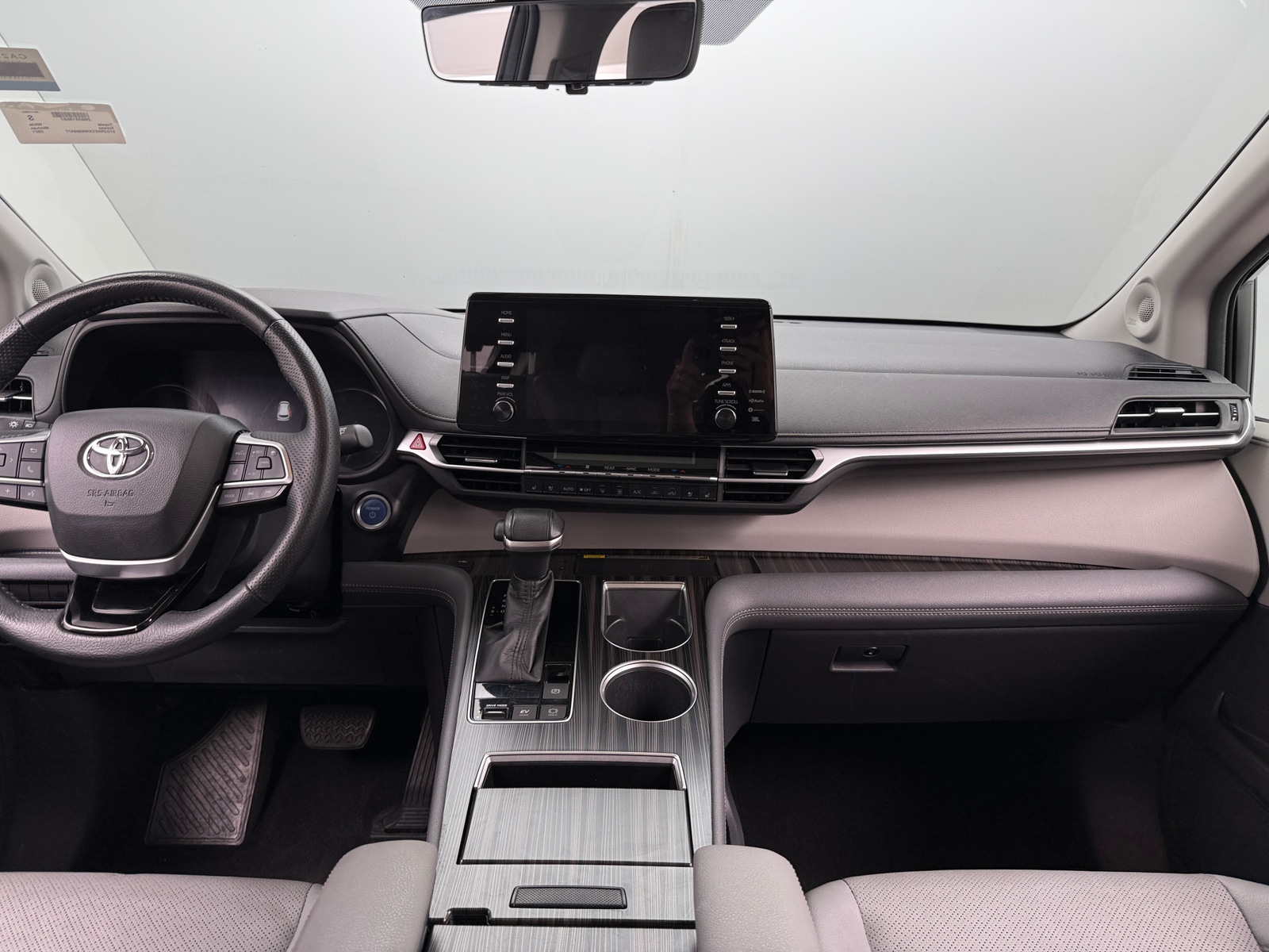 Thumbnail: 2021 Toyota Sienna - 2