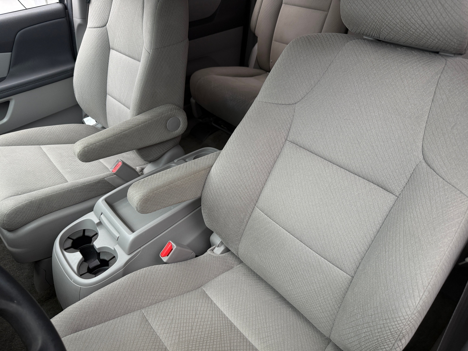 Thumbnail: 2014 Honda Odyssey - 2