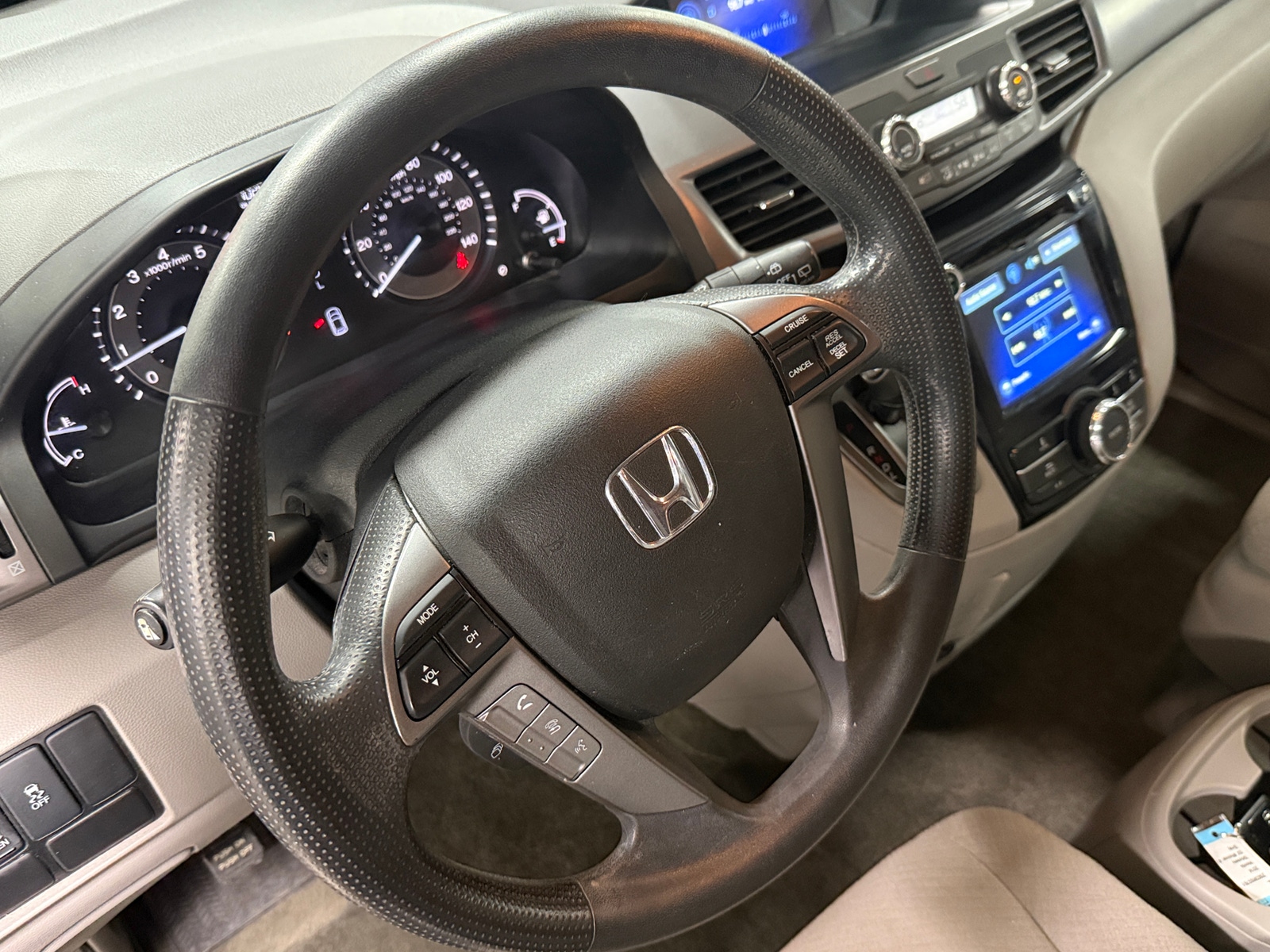 Thumbnail: 2014 Honda Odyssey - 5