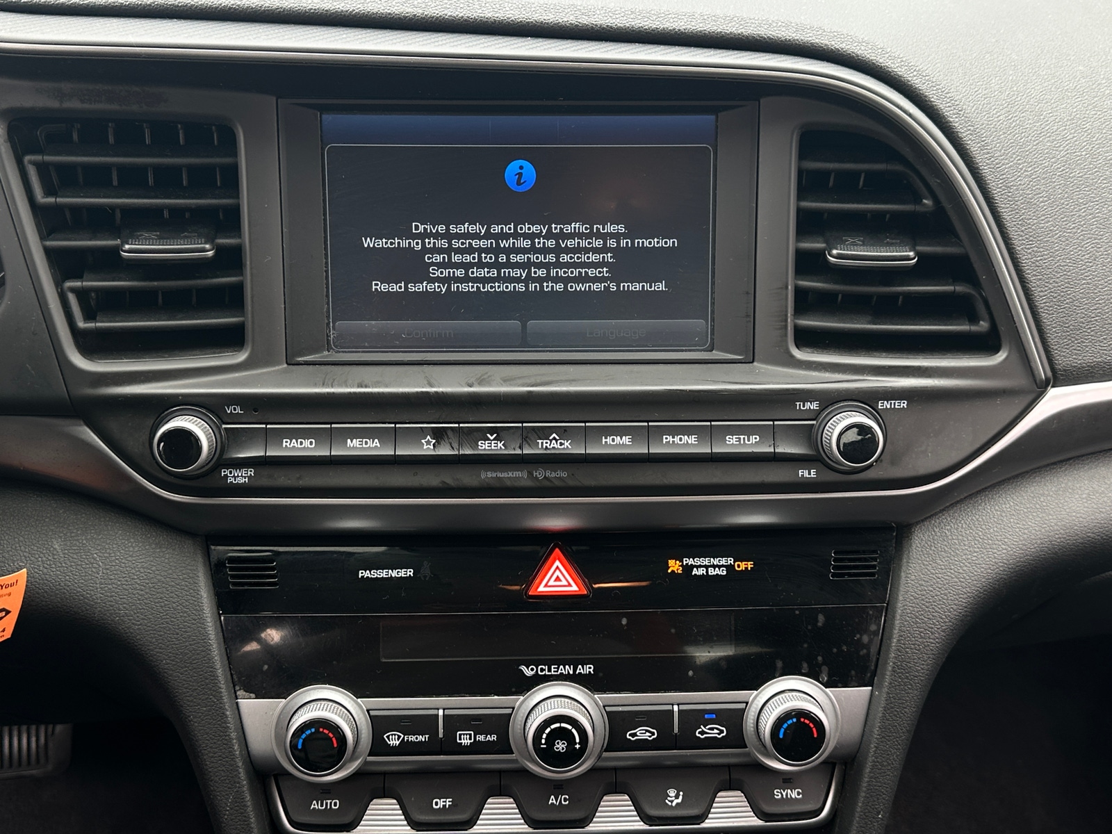 Thumbnail: 2020 Hyundai Elantra - 4