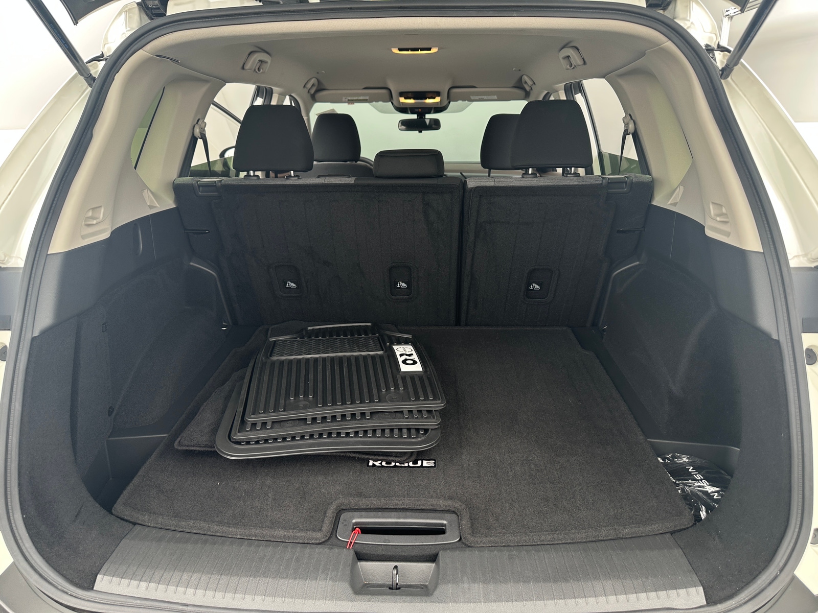 Thumbnail: 2023 Nissan Rogue - 7