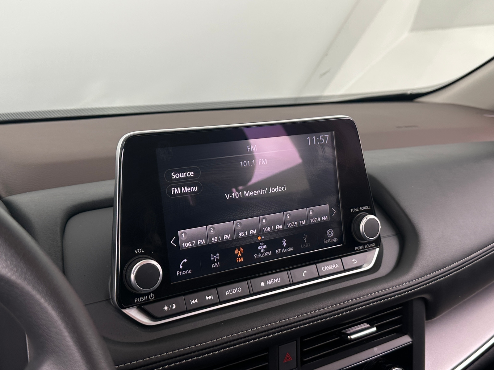 Thumbnail: 2023 Nissan Rogue - 4