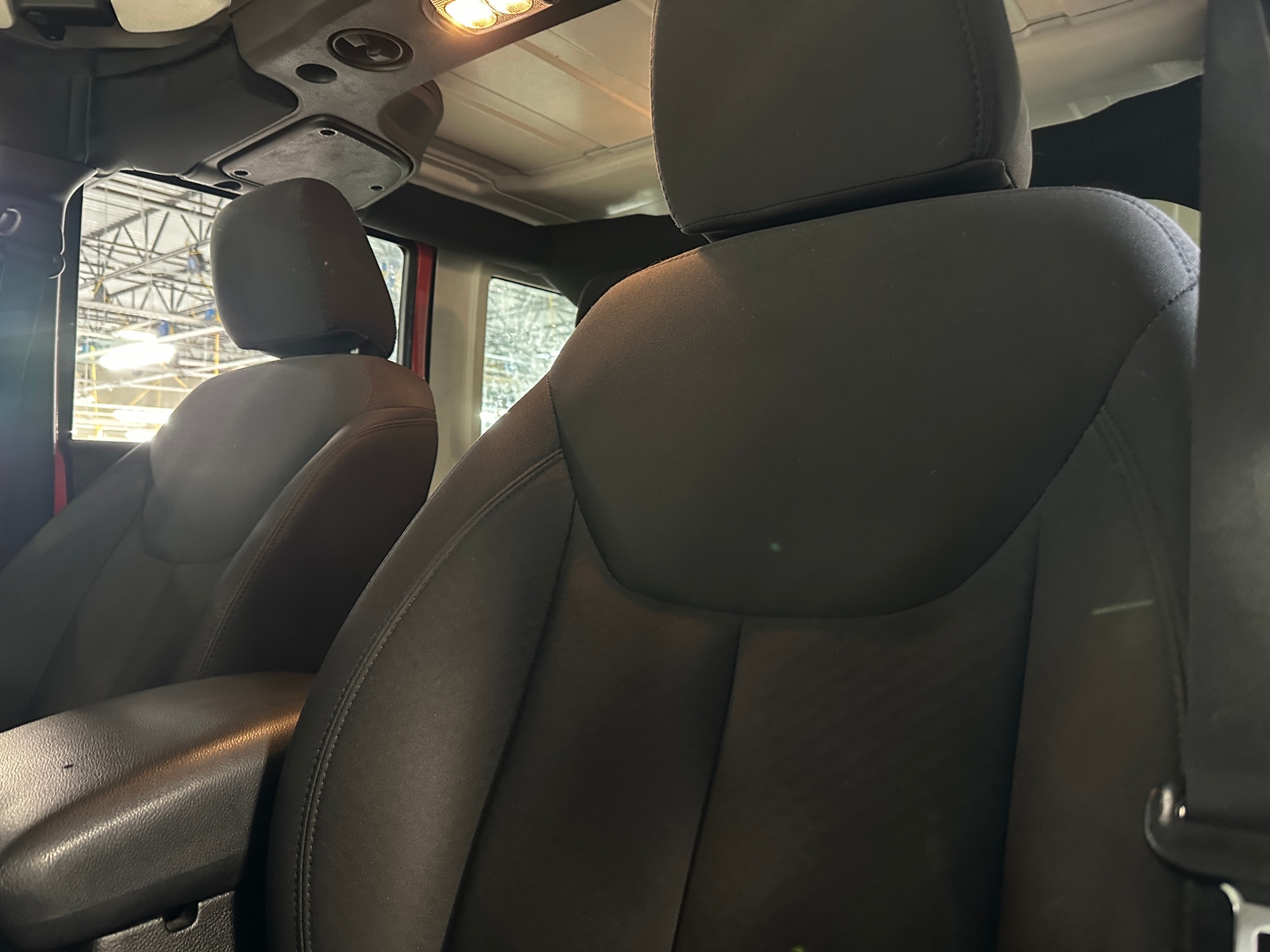 Thumbnail: 2015 Jeep Wrangler - 2