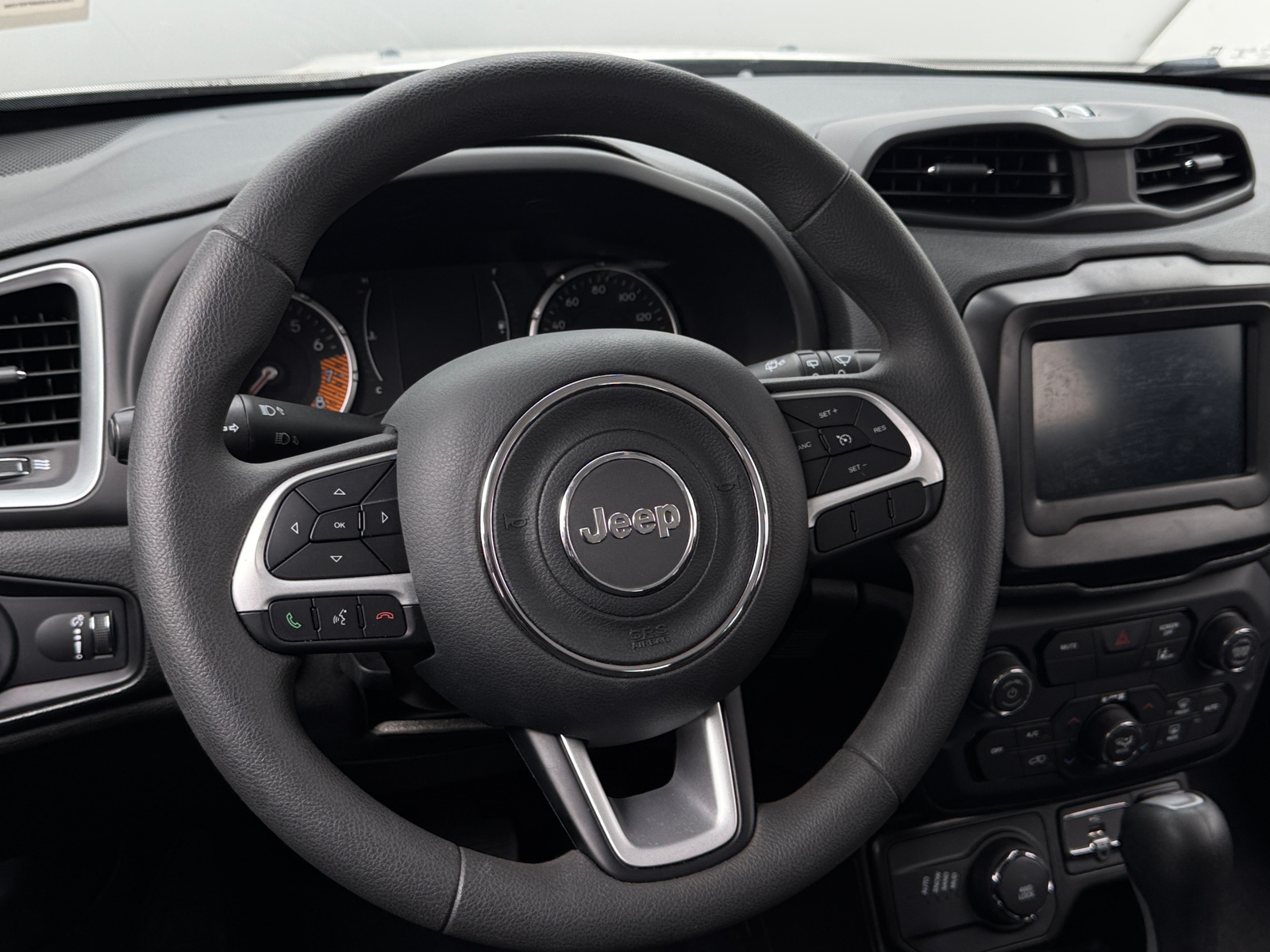 Thumbnail: 2021 Jeep Renegade - 5