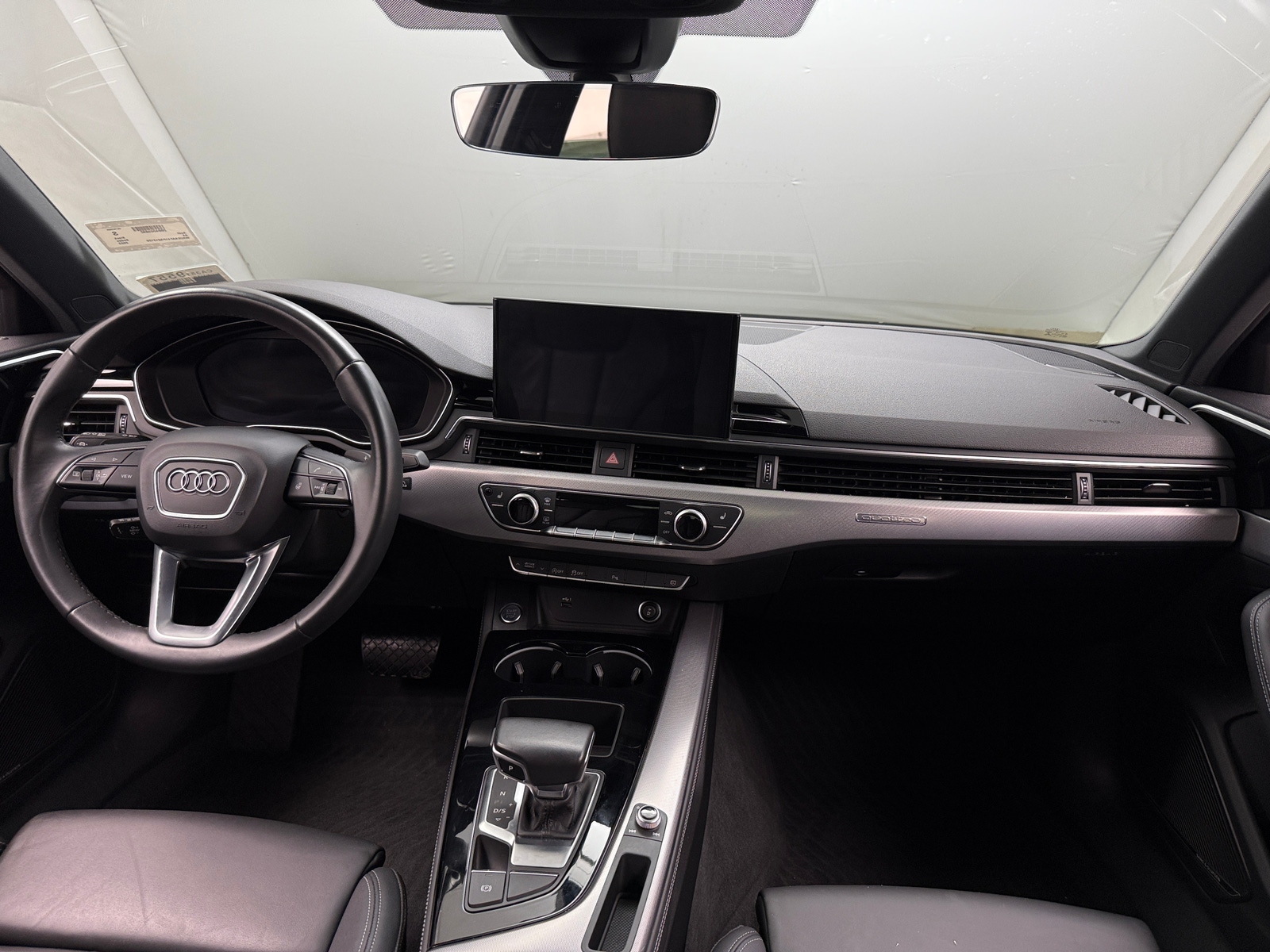 Thumbnail: 2023 Audi A4 - 2