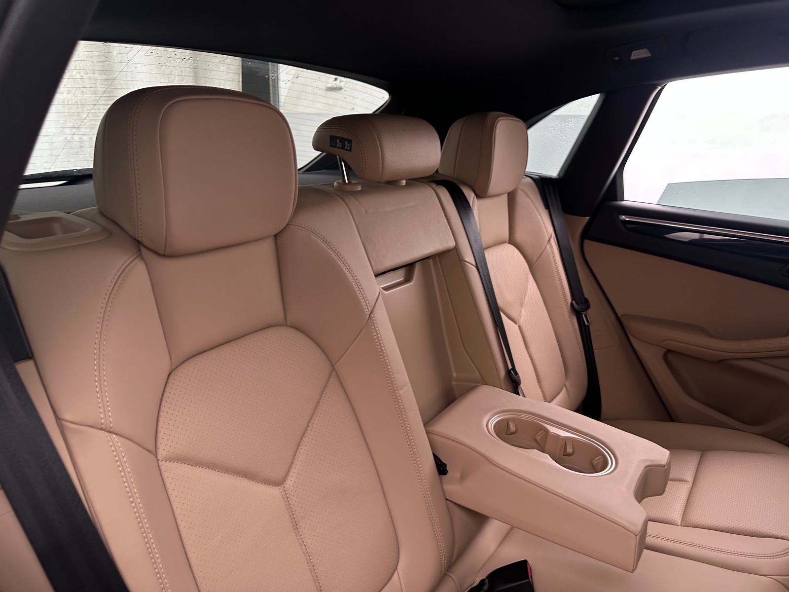 Thumbnail: 2021 Porsche Macan - 5