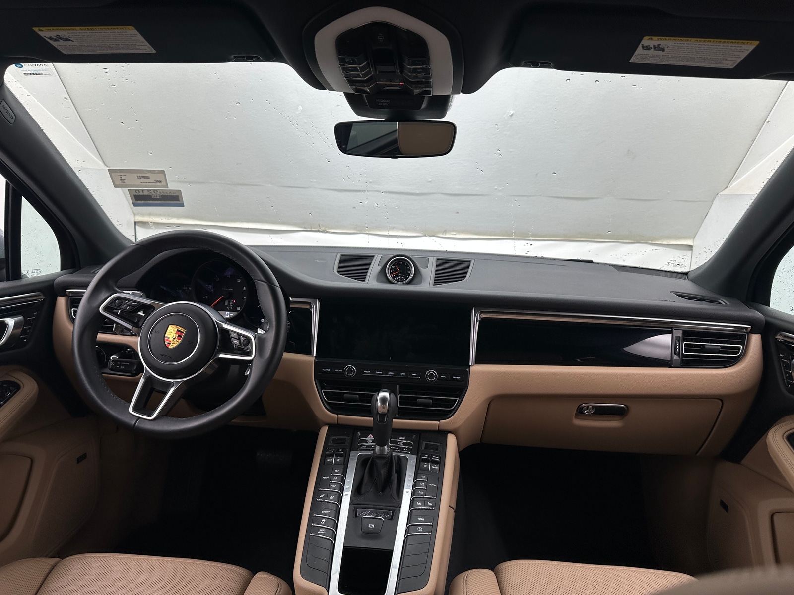 Thumbnail: 2021 Porsche Macan - 2