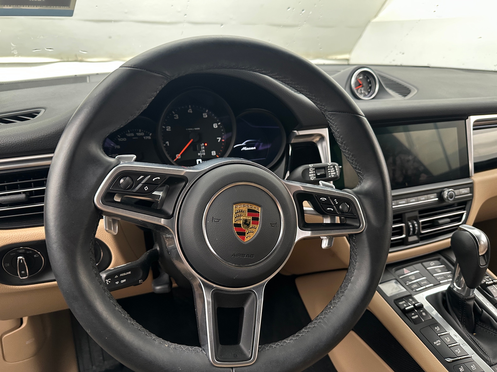 Thumbnail: 2021 Porsche Macan - 4