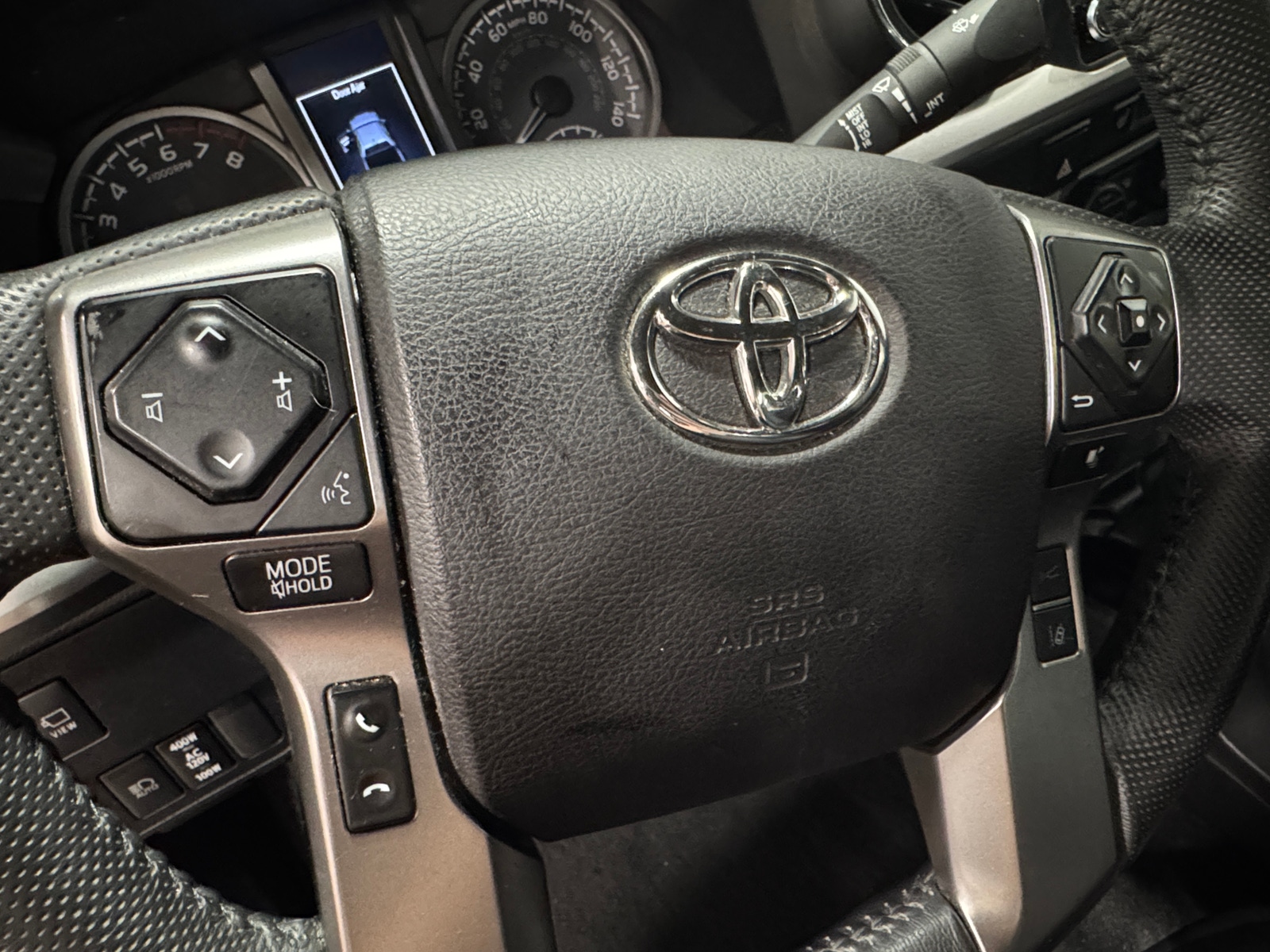 Thumbnail: 2022 Toyota Tacoma - 4