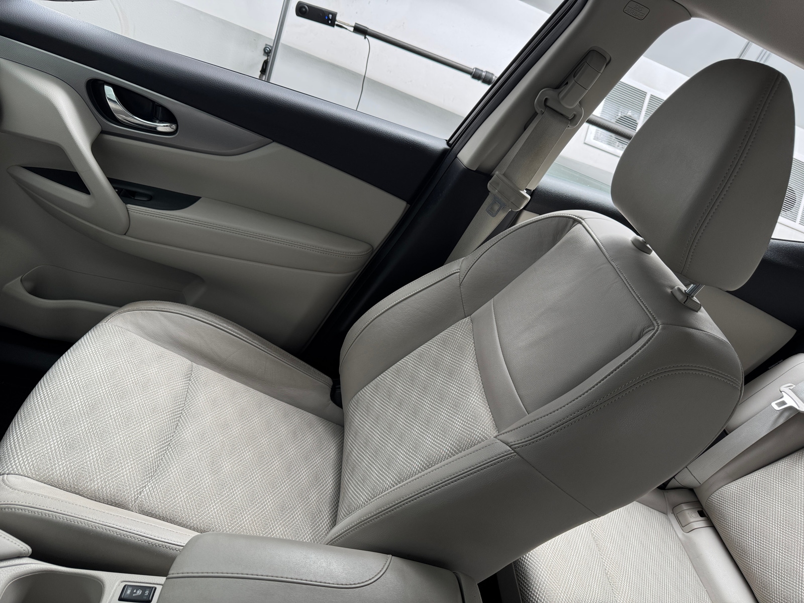 Thumbnail: 2020 Nissan Rogue Sport - 2
