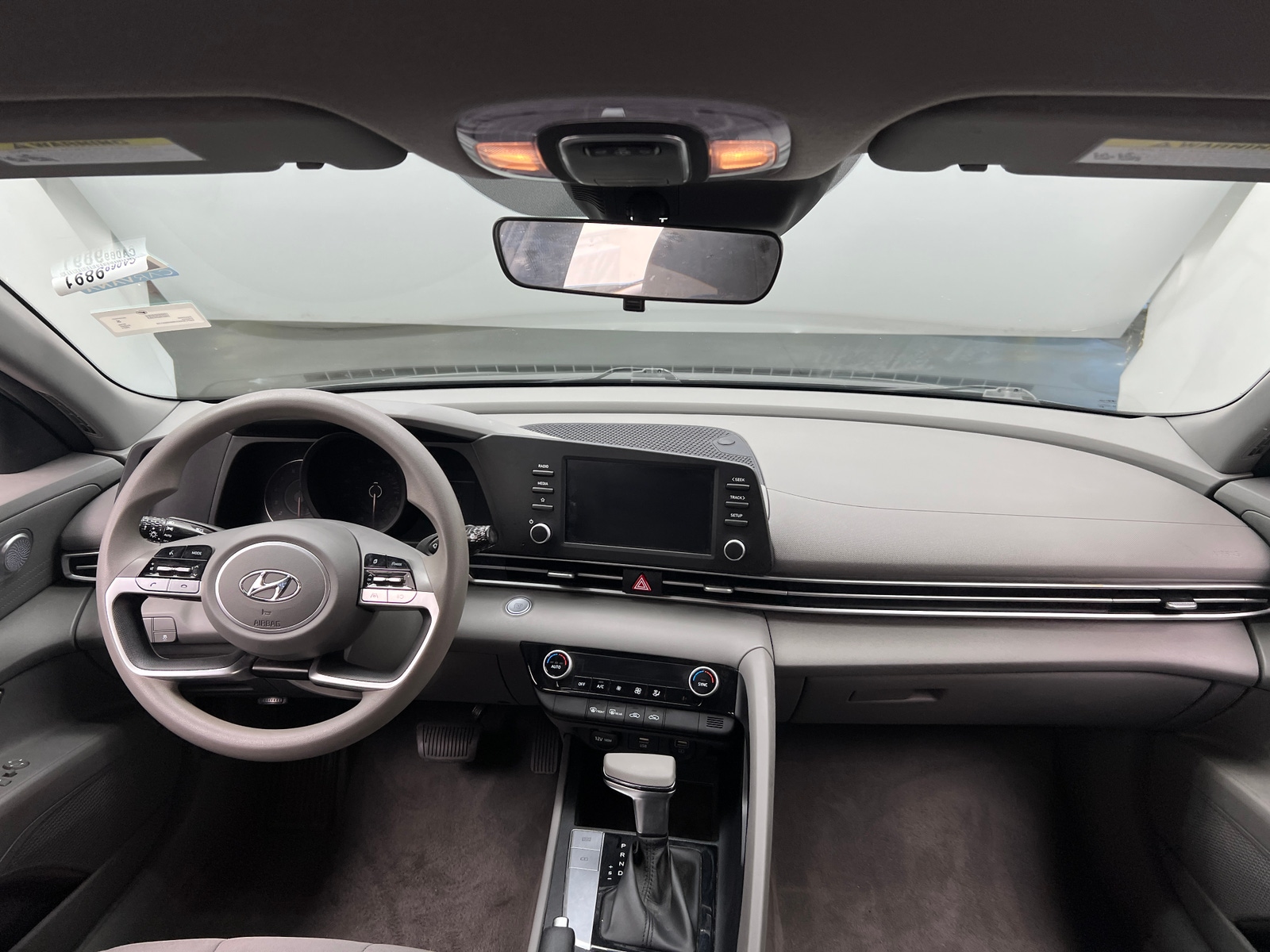 Thumbnail: 2021 Hyundai Elantra - 3