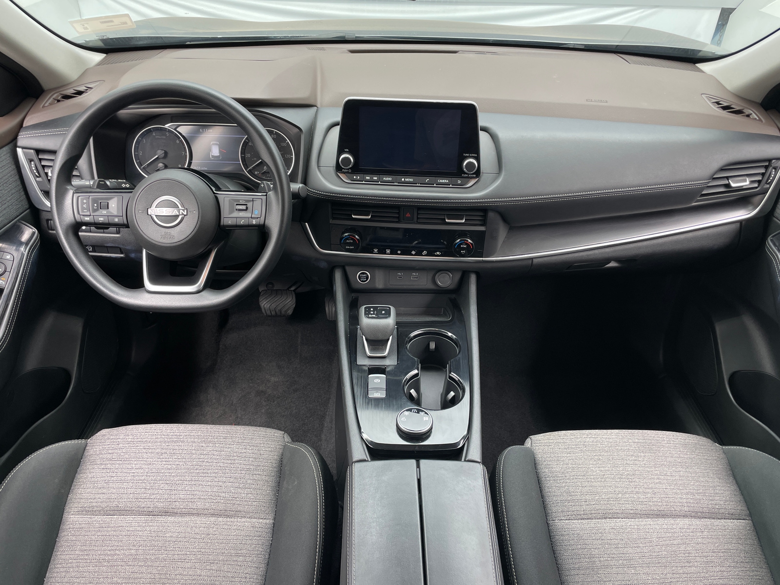 Thumbnail: 2023 Nissan Rogue - 3