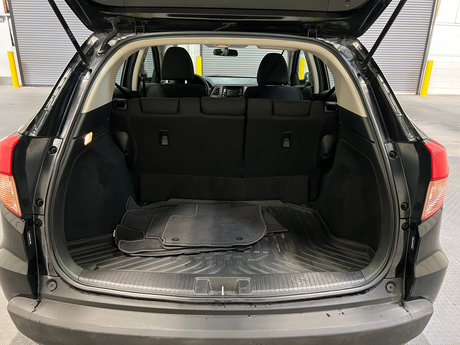 Thumbnail: 2017 Honda HR-V - 7