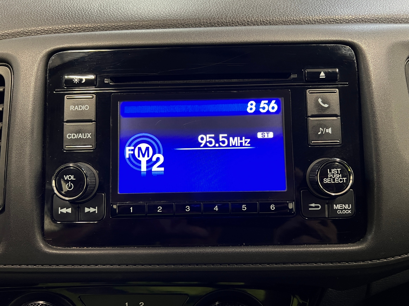 Thumbnail: 2017 Honda HR-V - 4