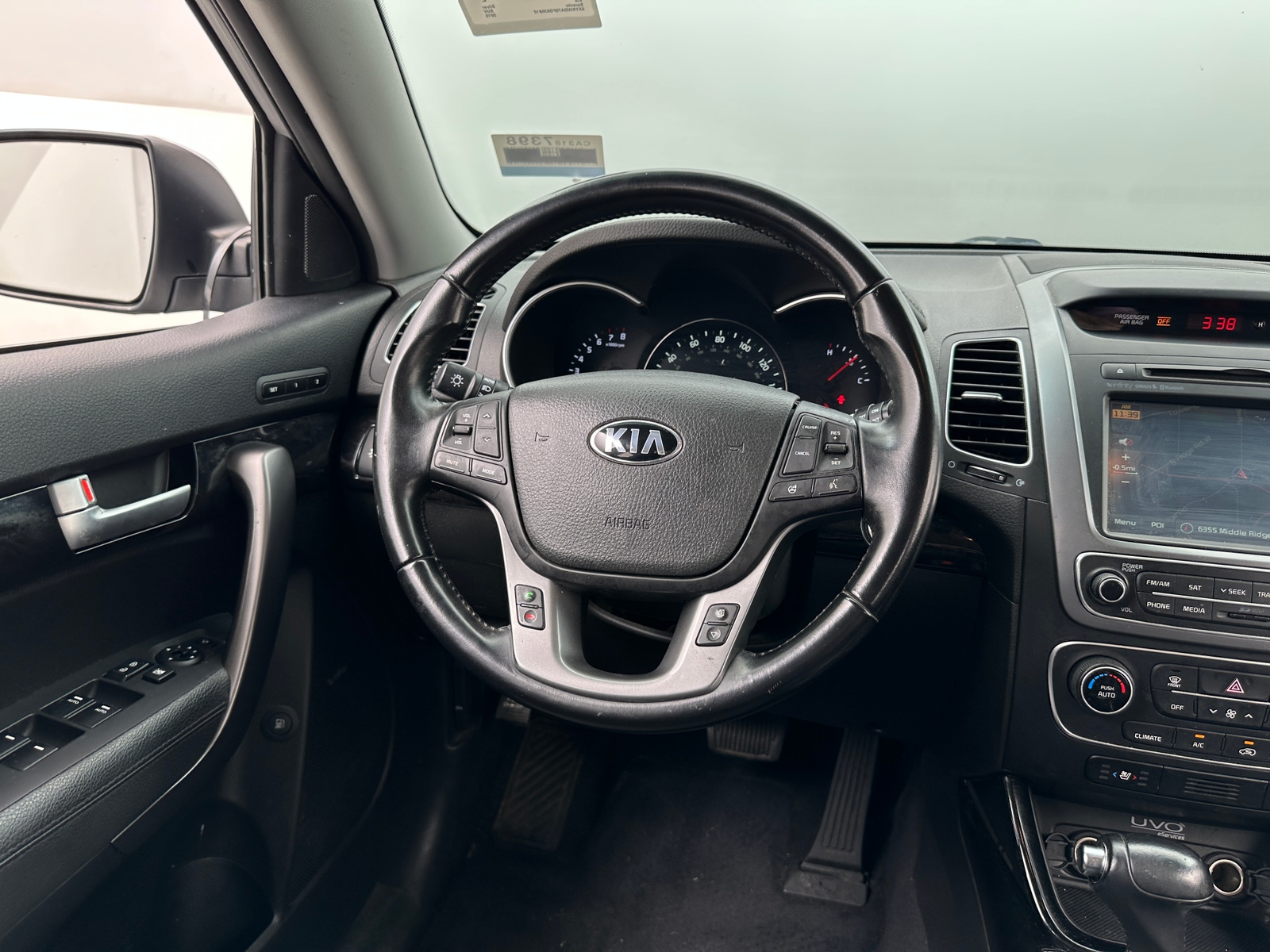 Thumbnail: 2015 Kia Sorento - 4