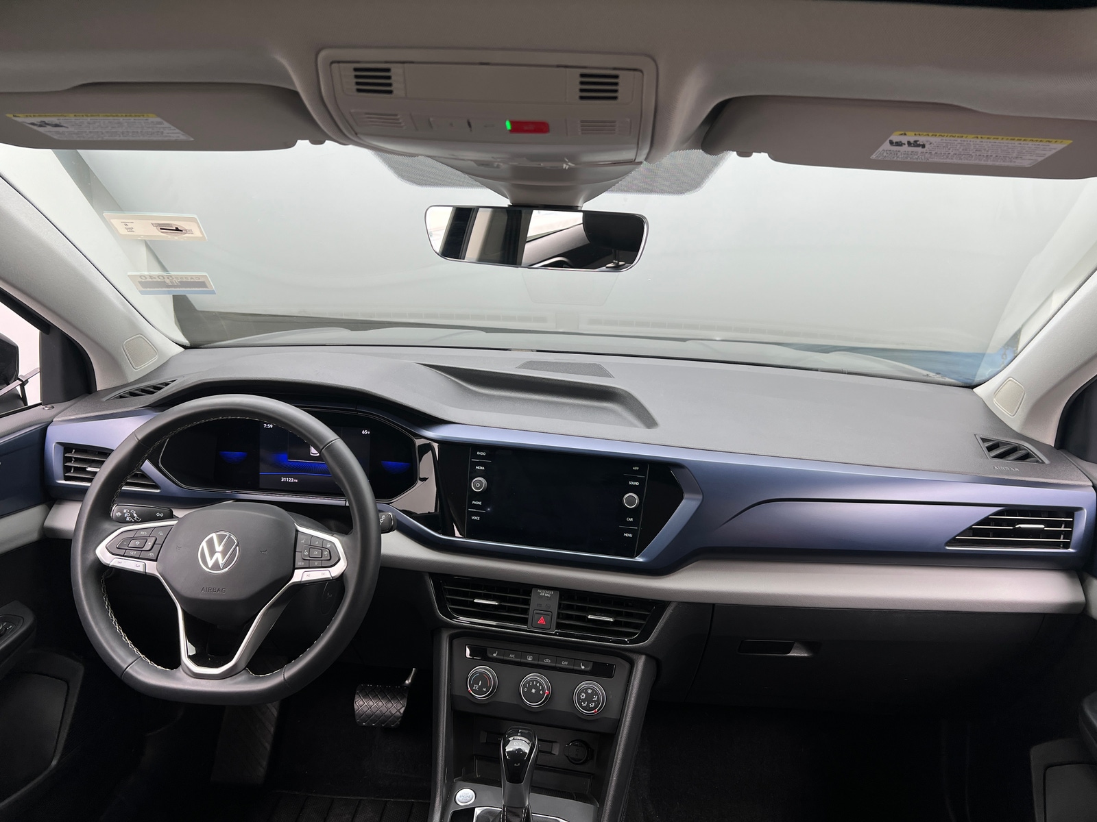 Thumbnail: 2022 Volkswagen Taos - 2
