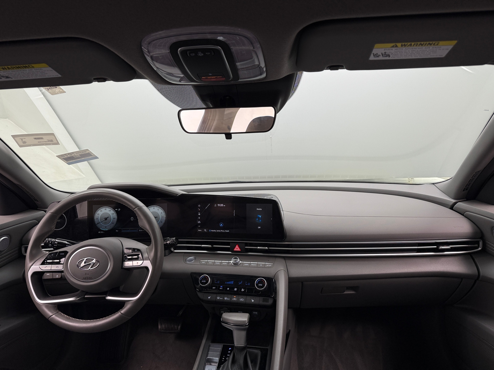 Thumbnail: 2023 Hyundai Elantra - 3