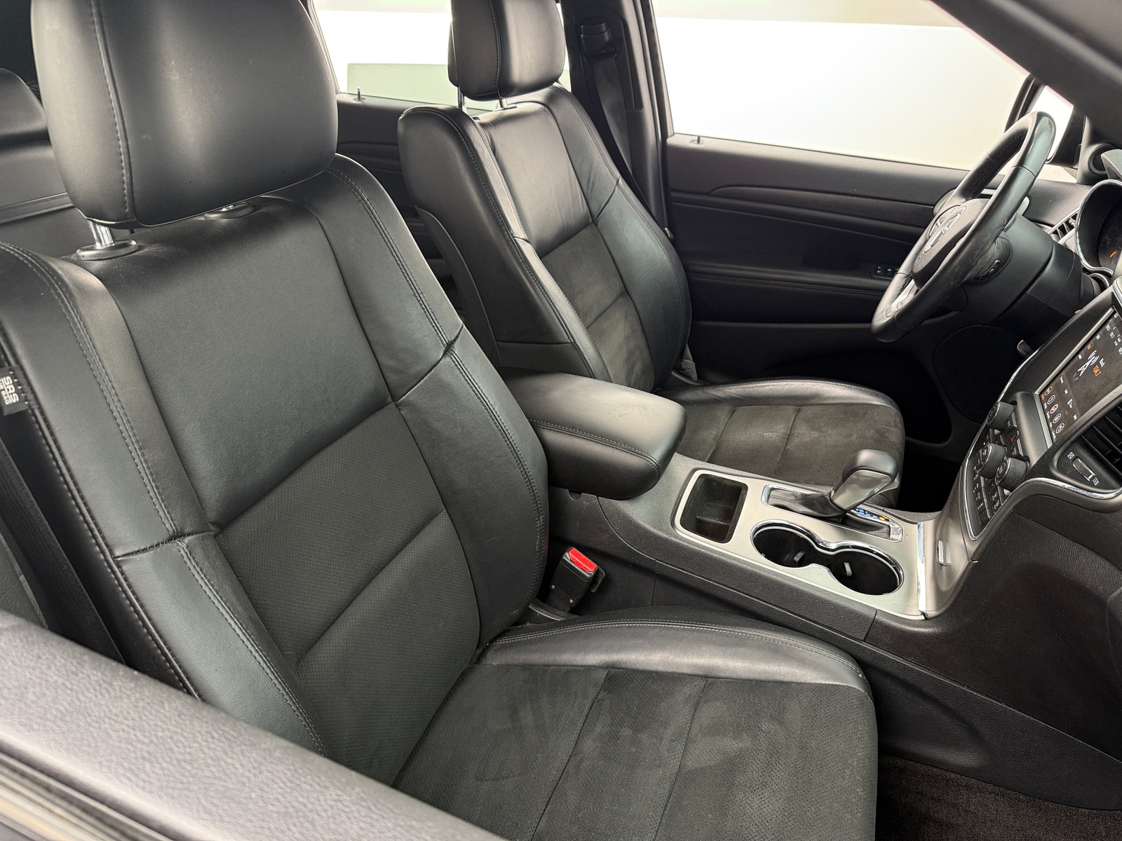 Thumbnail: 2018 Jeep Grand Cherokee - 2